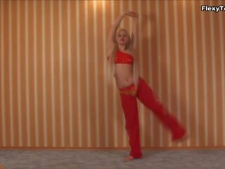 Groovy flexible Russian teen Irina Pisulkina sex movs