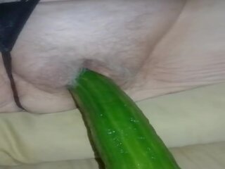 Taking a Cucumber Deep, Free Pussy Masturbator HD sex movie b3
