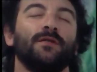 Calda Pioggia Di Sesso 1989, Free Hairy Classic sex clip video
