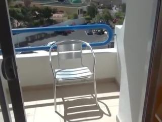 Camera cachee pour les voyeurssur mon balcon